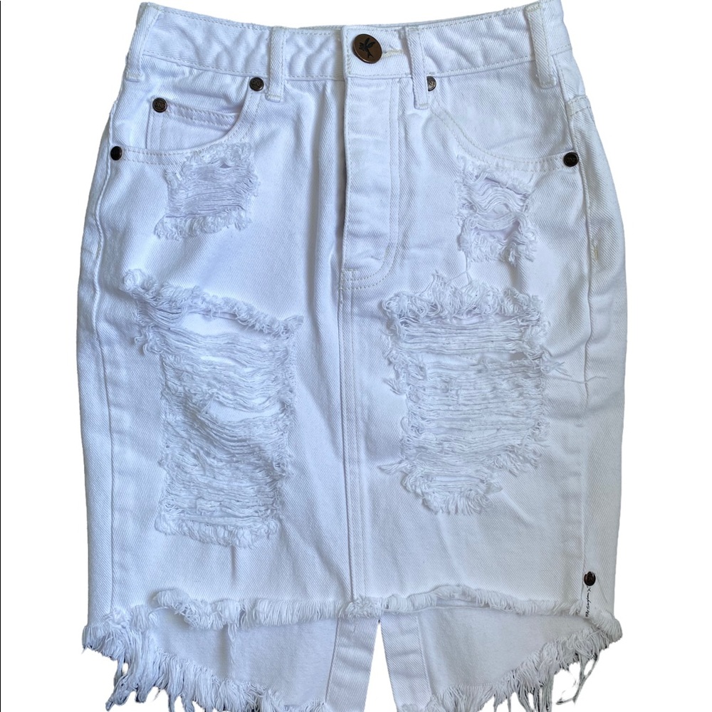 White denim skirt